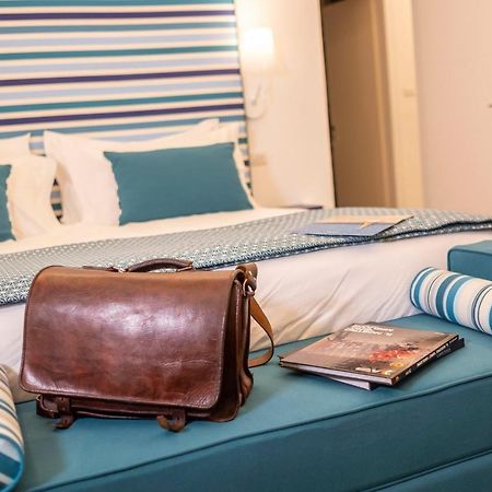 Yourhome - Unica Luxury Apartment 卡斯特拉玛雷帝斯达比亚 外观 照片