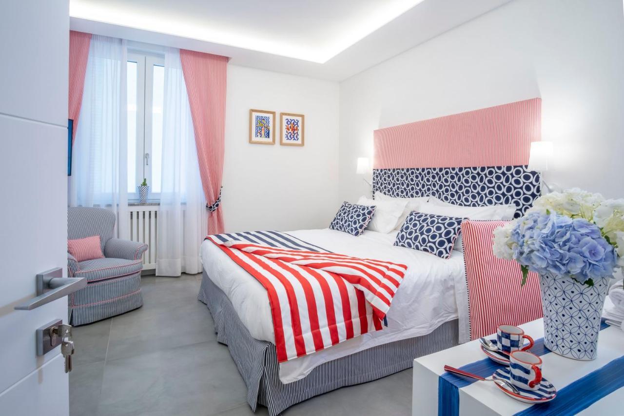 Yourhome - Unica Luxury Apartment 卡斯特拉玛雷帝斯达比亚 外观 照片